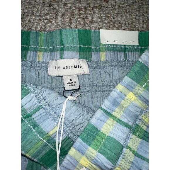 Free Assembly Womens Size Small Smocked Mini Skirt, Lined, NWT - Picture 4 of 6